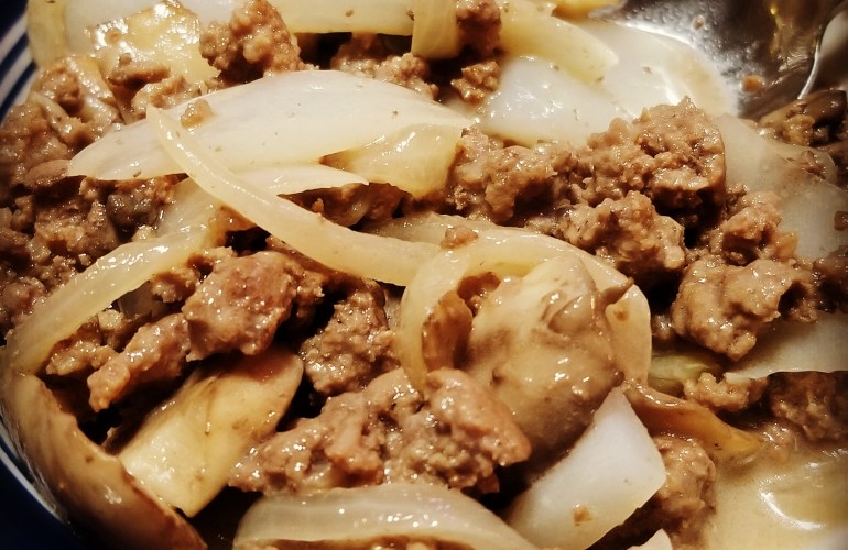 Keto beef stroganoff